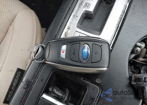 2016 Subaru Outback 2.5I Limited из США, поврежденный, VIN 4S4BSANC5G3332600